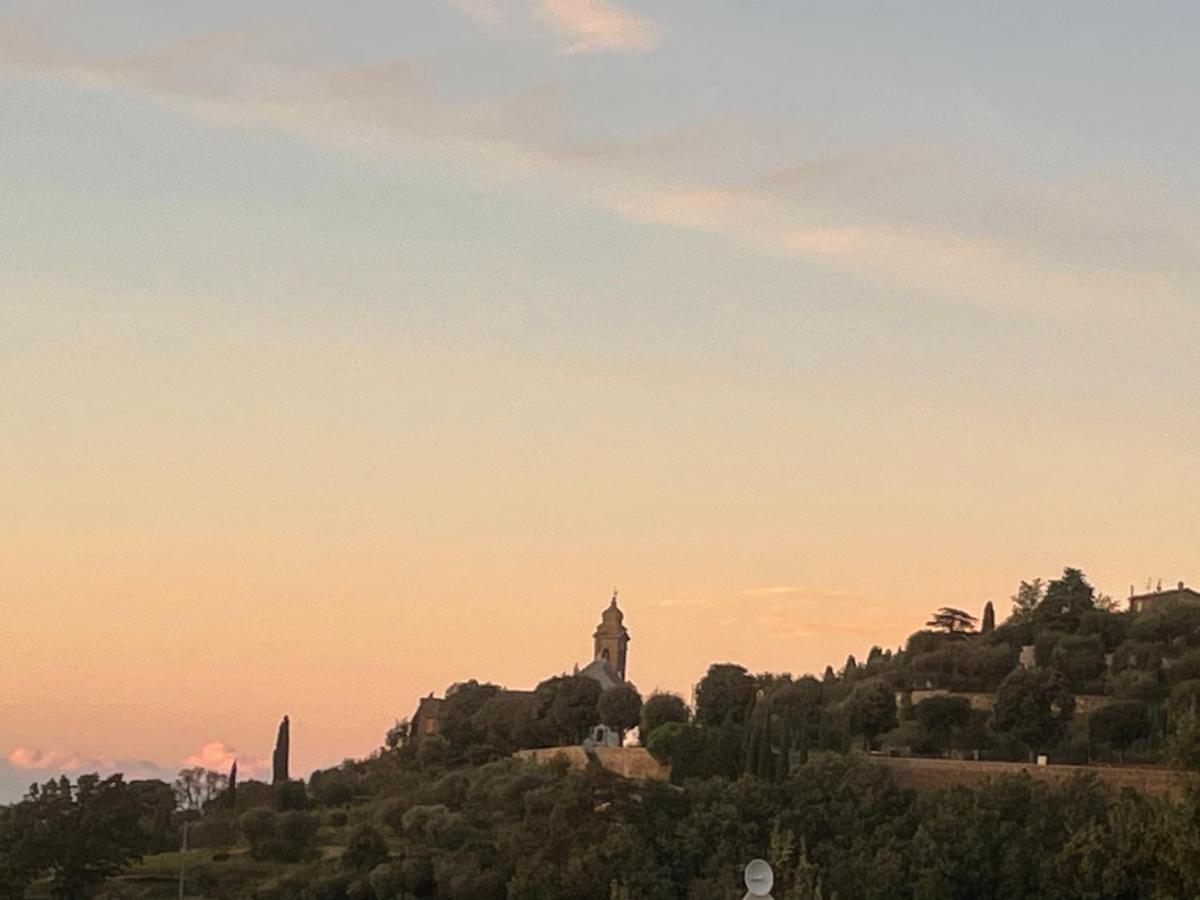 Ferienwohnung Il Tramonto Montalcino Exterior foto
